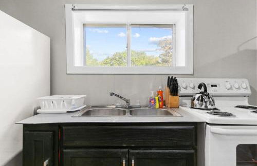 Broadmoor Bungalow - Both Units - Foto 43