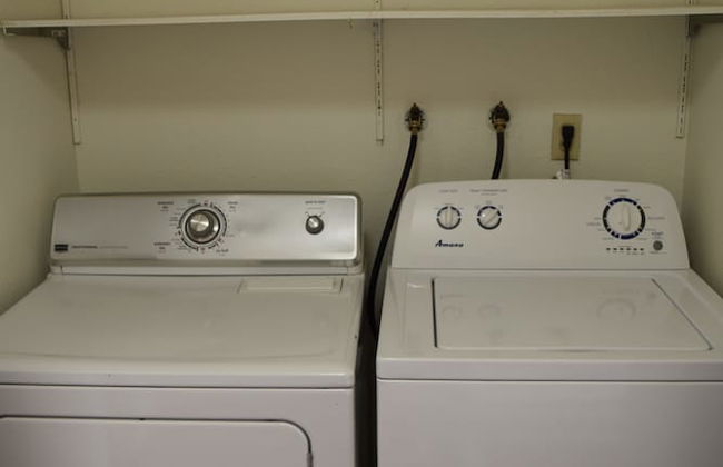 Mactavish Court Townhomes - Foto 19