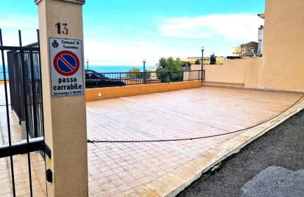 Mediterranean Apartment Pool & Parking - Foto 29