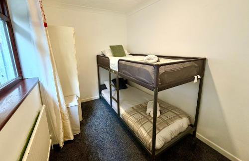 Indoor Heated Pool - Large Family Home - Sleeps 12 - Near Bournemouth Beach - Photo 52