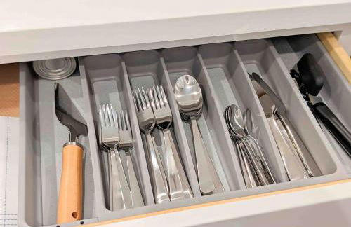 TMC 3-Story Townhome FREE EV Charge - Foto 29