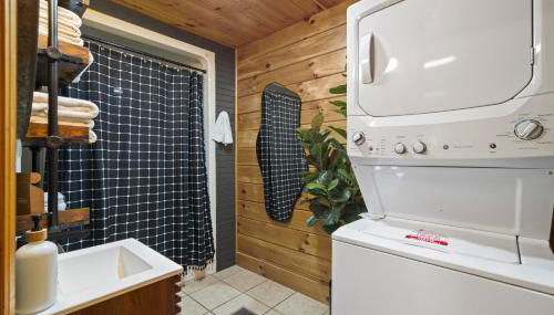 Hillside Haven - Hot Tub, Fire Pit, WiFi, Updated - Foto 2