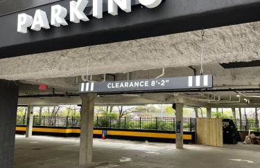 Muse- Morgan Wallen Speakeasy and Giant Balcony - Foto 20