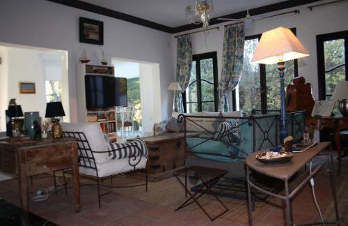 Villa Familiar con Piscina - Foto 5