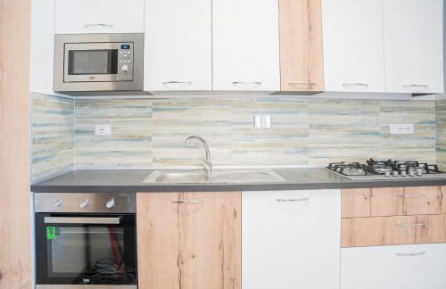 045b - Villetta Moderna 02-24E con VASCA IDROMASSAGGIO in giardino, solo 15 minuti da Mare e Spiaggia - Posto Auto GRATUITO - Foto 13