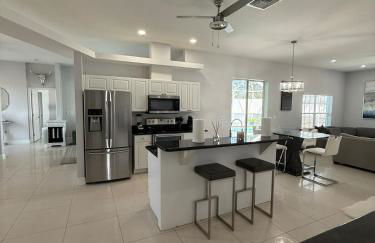 Villa Sunshine Elegant and Modern 4BR Pool House - Foto 19