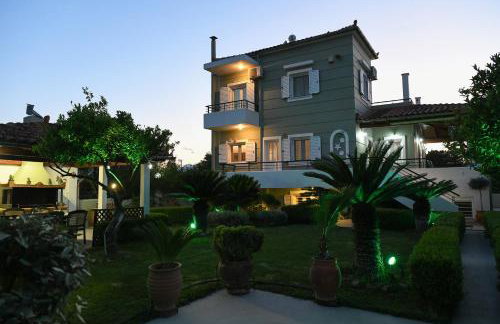 Corinthian Green Villa - Photo 1