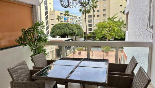 Marbella Beachside Apartment - 1 Min Walk to beach - Photo 2