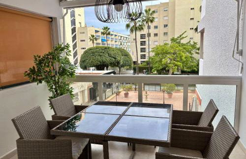 Marbella Beachside Apartment - 1 Min Walk to beach - Photo 2