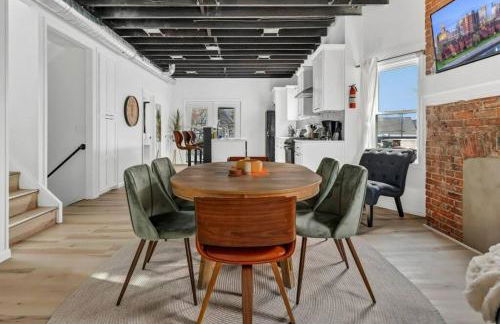 Cool Urban Stay Downtown Loft - Photo 41