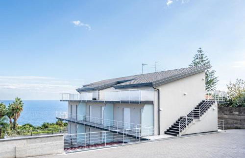 GiuMar Apartments Acitrezza - Foto 1