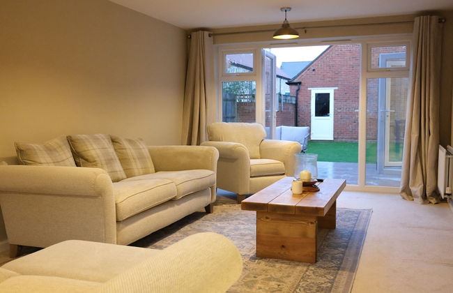 Bicester Villa - 6 Bed - Sleeps 14 - Foto 8