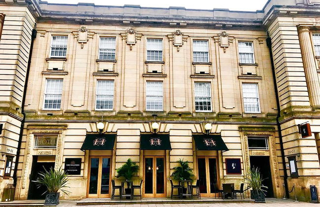 The Halston - Foto 80