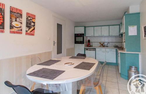 Gîte familial avec belle cour, 3 chambres, proche vignobles et activités, au calme en campagne angevine - FR-1-622-11 - Foto 8