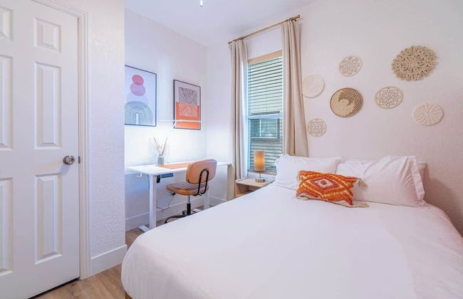 Charming Family 2BR Midtown Reno - Pets Welcome - Photo 4