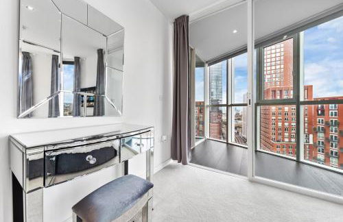 2 BR Apt By Regal Realms Short Lets & Serviced Accommodation London 18th Floor Sky View with Rooftop Access & Gym - Foto 11