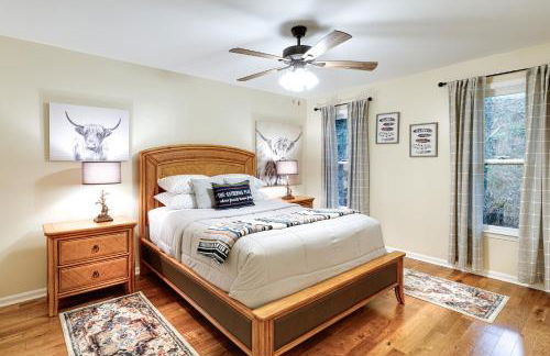 Deck and Game Room! Lakefront Blue Ridge Mtn Gem - Foto 19