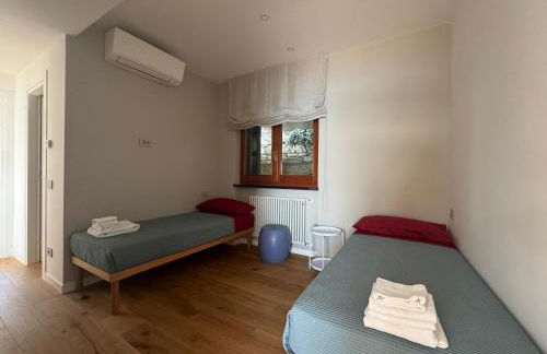 Modern and Elegant apartment with a spacious sea view terrace overlooking Palmaria Island Bright designer interiors Fully equipped Up to 6 guests Private parking Aircon All the comforts for a perfect stay - Foto 35