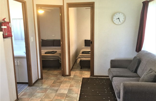 Junee Tourist Park - Photo 32