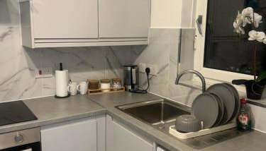 Jay3 Suites - Spacious Entire Apartment in London - Foto 5