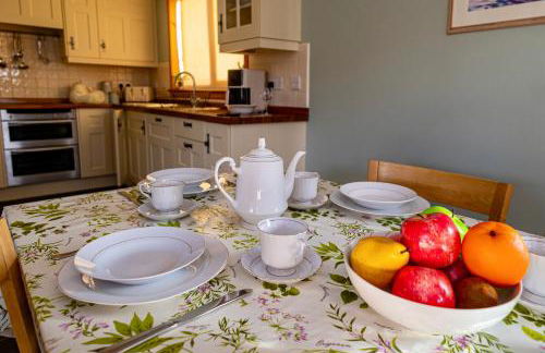 Owlswood Lodge - Photo 4