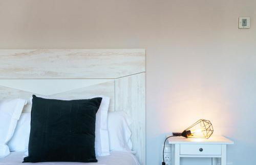 Apartamentos Circulo De Artistas - Photo 18