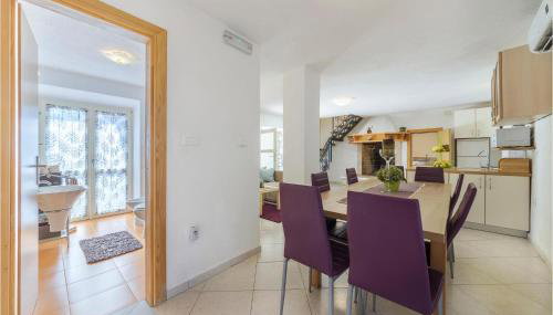 Four-Bedroom Holiday Home Labin With Sea View 08 - Foto 5
