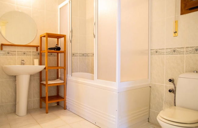 Enchanting Villa With Backyard in Cesme Near Beach - Foto 21