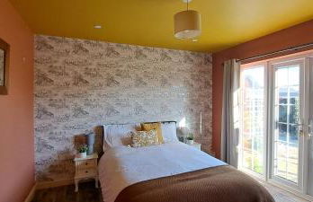 Sizeable 4 bed property on Huntingdon Ring road - Foto 12