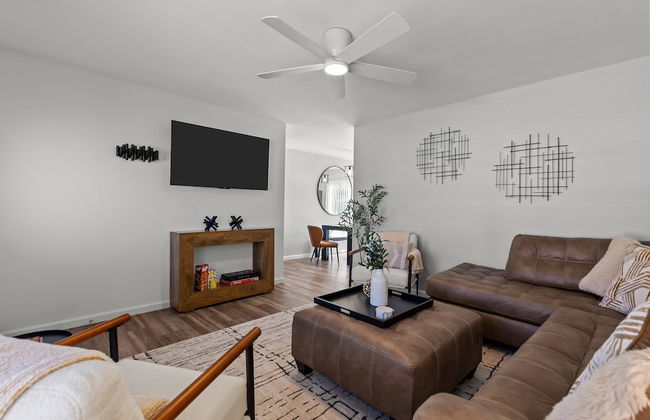 The Secret Sojourn | JZ Vacation Rentals - Photo 13