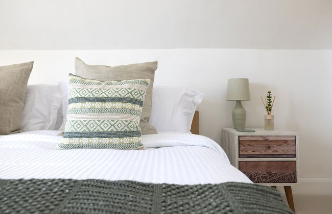 JOIVY Aurora House - 4 Bed With Hot Tub And Sea View - Foto 15