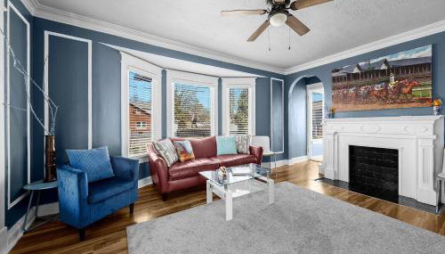 Cozy & Creative Top Unit in Lou's Arts District - Foto 5