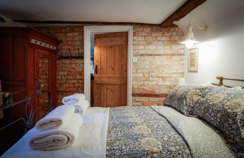 The Old Scullery - Photo 12