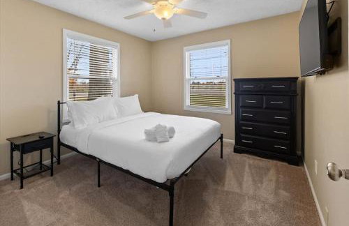 6BR Family Home by Grand Park - Foto 13