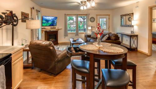 Smoky Mountain Basecamp Just 5 Mins to Harrah Casino - Foto 4