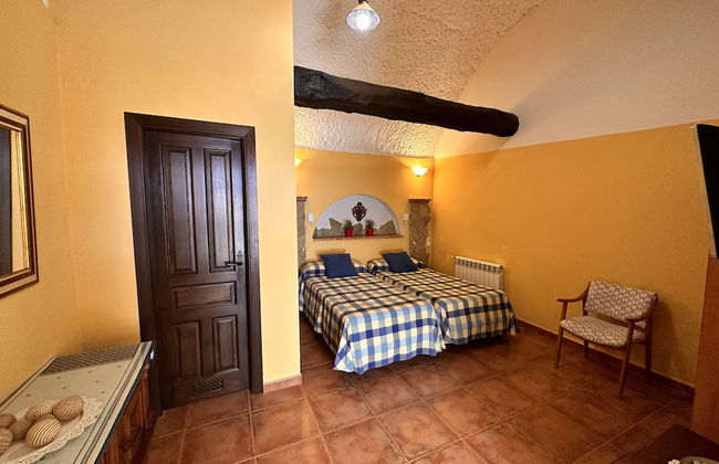 Cuevas la Granja - Photo 74