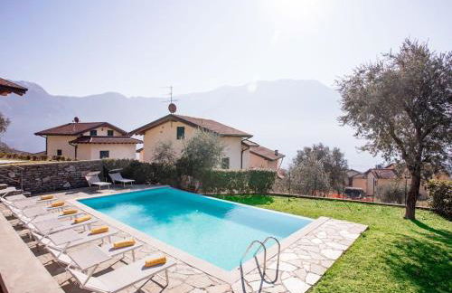 Ossuccio Grande C home with pool sleeps 12 by Italian Apartments - Foto 77