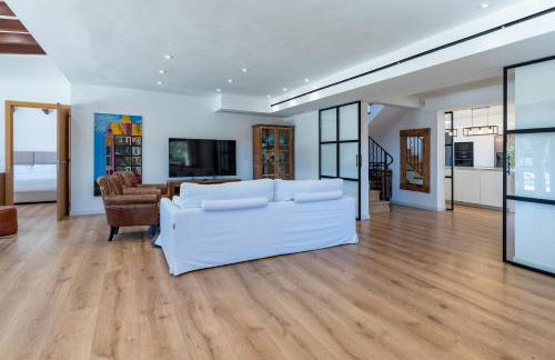 Villa con Piscina, BBQ y habitaciones ensuite by Can Panxo - Foto 25