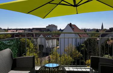 City-View Studio with Balcony, Dessau - Foto 6