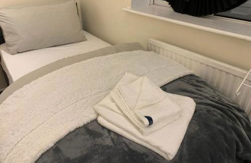 Contractor & Family Friendly House Romford - Foto 34