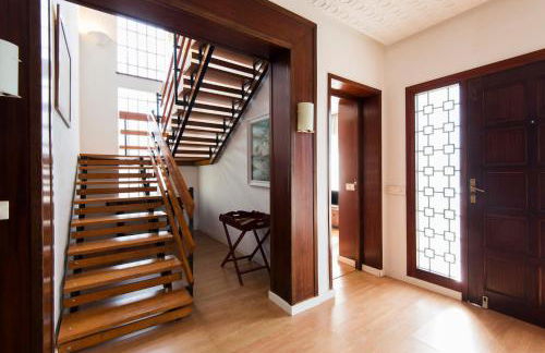 Queen Fabiola Villa, spacius home with private Pool in east Malaga - Photo 67