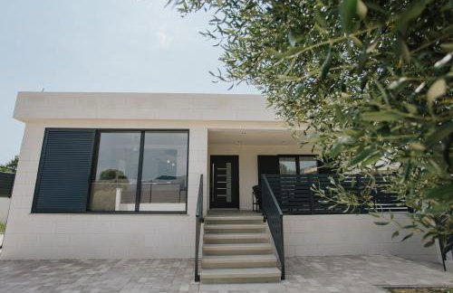 Villa Oliva - Photo 1