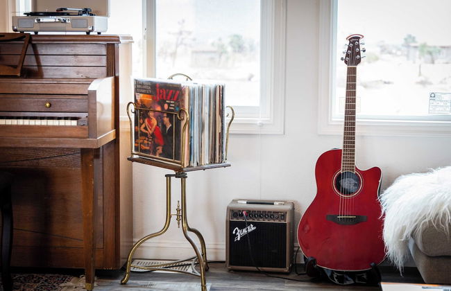 Pool, Spa, Pickleball & Piano Near Pioneertown Harmony House by Avantstay - Foto 16