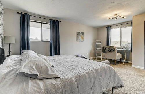 Stay in a Historic Gold Mine Town w/Mountain Views - Foto 2