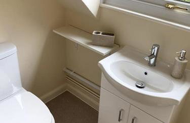 A spacious hidden gem with hot tub, lovely garden & views - Foto 21