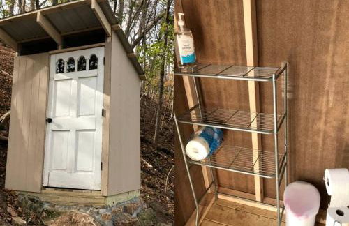 "Lovely Tiny House Rental for a Romantic Getaway in Shepherdstown, West Virginia - Foto 18