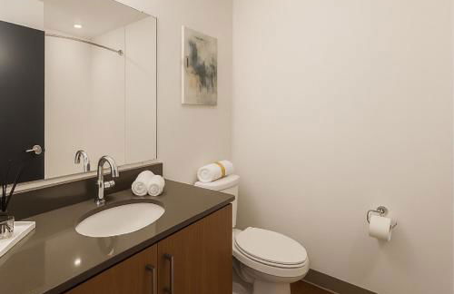 Prime 2BR Stay Five Points and Nightlife 7th - Photo 28