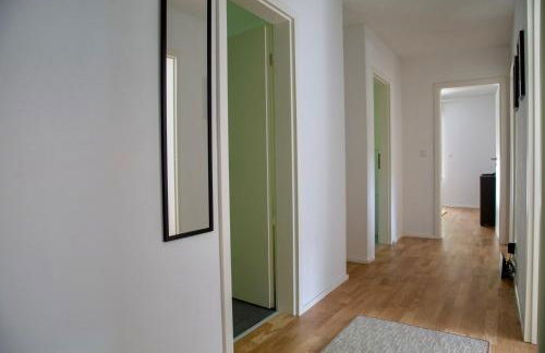 Erholung an den Wasserfällen - Ferienwohnung in Baden-Baden - Stilvolles Apartment mit Terrasse, Parkplatz & ruhiger Lage - Foto 8