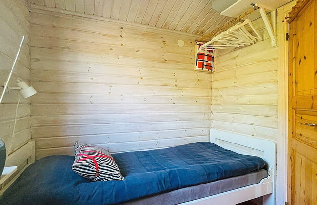 2 Person Holiday Home in Ellos - Foto 3