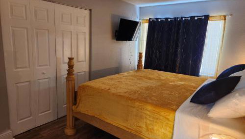 Beautiful 2-Bedroom Condo Near Universal and other Orlando Attractions, King Bed & Wi-Fi - Foto 3